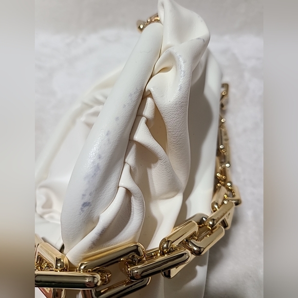 Women's Clutch Cloud-Shaped Dumpling Ruched Purse Bag Chain Link White Gold - Picture 4 of 7